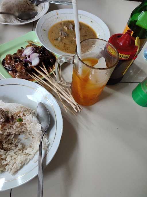 Rumah Makan Saparoa 4