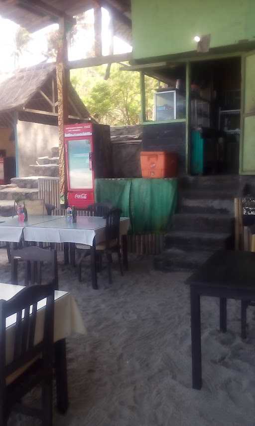 Warung Pasir Putih ( Ibu Sri ) 2