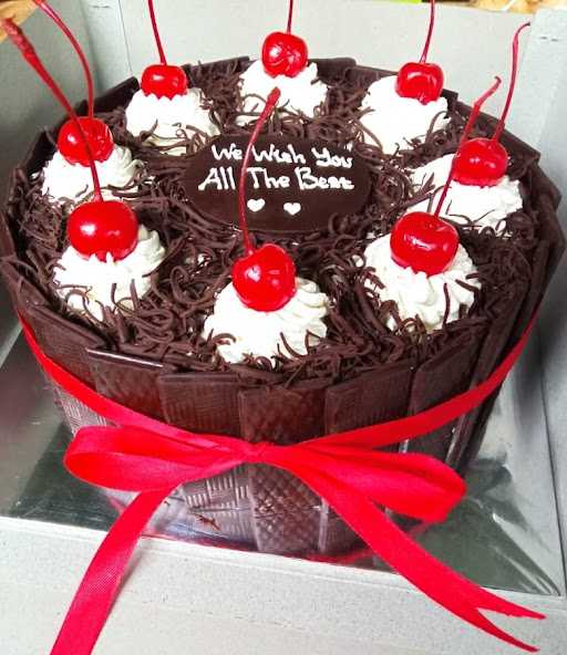 Maisya Cake 1