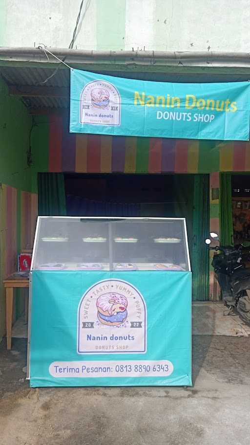 Nanin Donuts 1