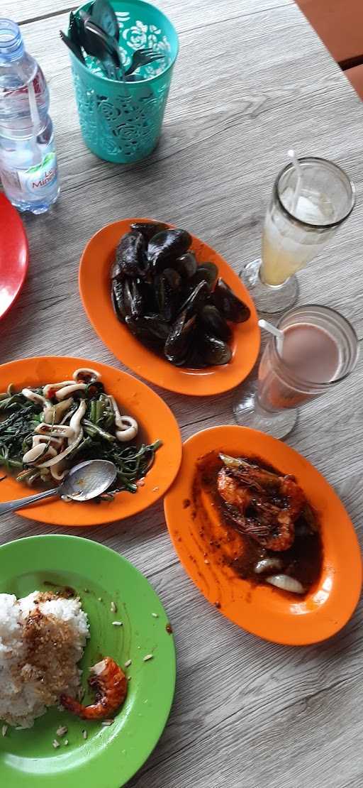 Kedai Kerang Dower Mamih Awen 9