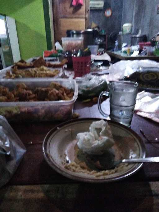 Nasi Uduk Mamah Solah 2