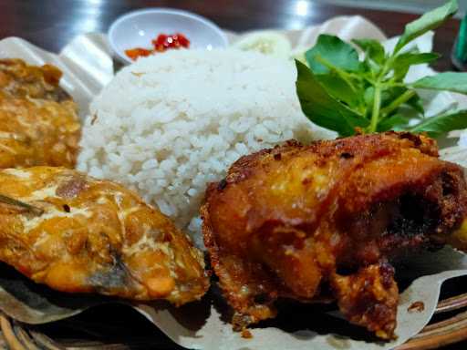 Ayam Penyet Bu Tuk 5