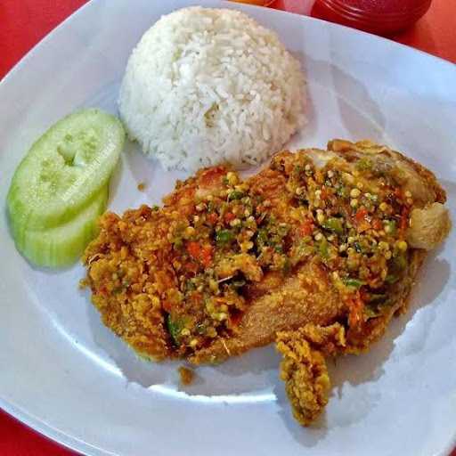 Rocket Chicken Karangdowo 3