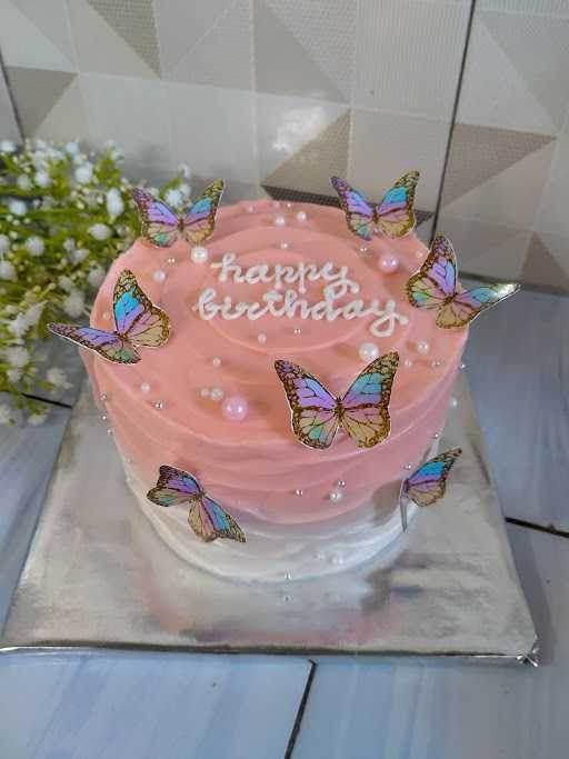 Diyah Cake & Craft 9