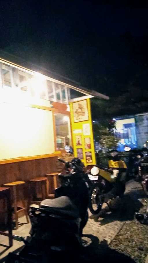 Cafe De Rel (Waroeng Jenong) 5