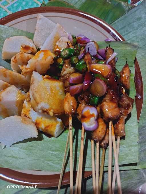 Aneka Sate Sambal Kacang Pak Die Mbak Ika 6