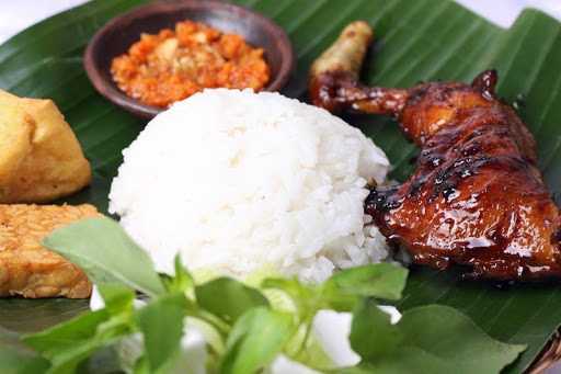 Ayam Kremes Mbak Nita 9