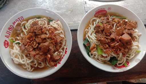 Mie Ayam Bakso Pak Gandok 4