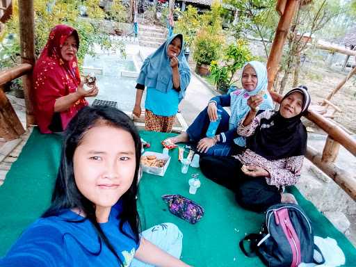 Resto Hikmah 1