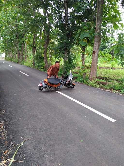 Warung Makan Laras 67 2