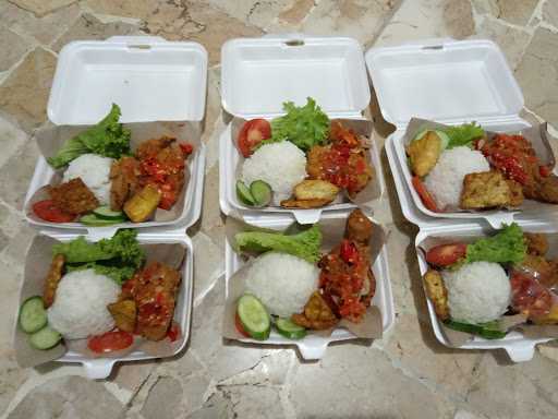 Ayam Geprek Hikam 10