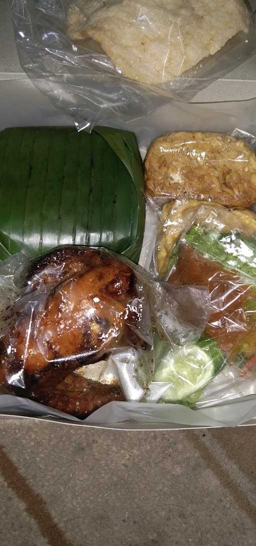 Ayam Goreng Si Kembar 4