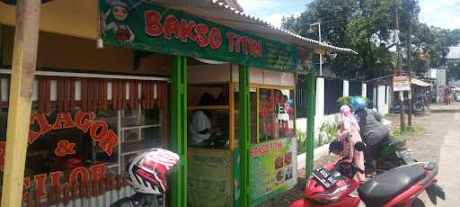 Bakso Titin Prokus Oorange 3