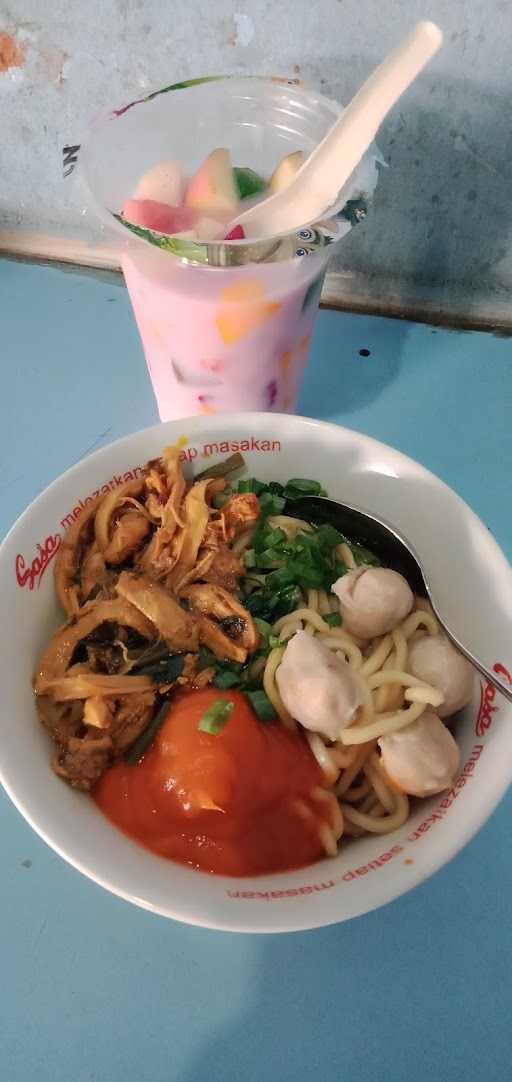 Mie Ayam Bakso Solo 3