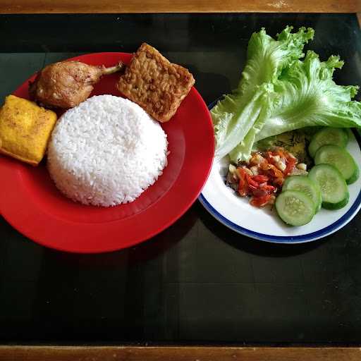 Warung Nasi Bu Nonoy 3