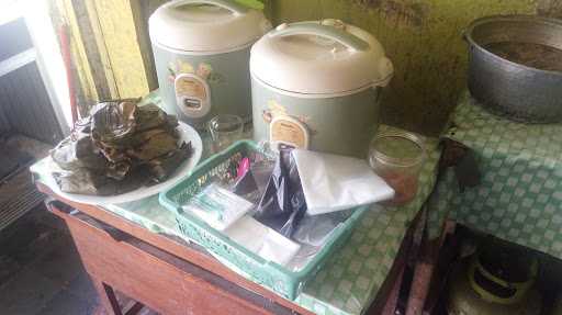 Warung Nasi Suci Teh Aam 4