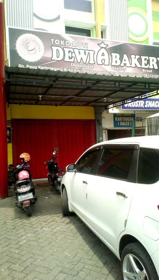 Dewi A Bakery 9