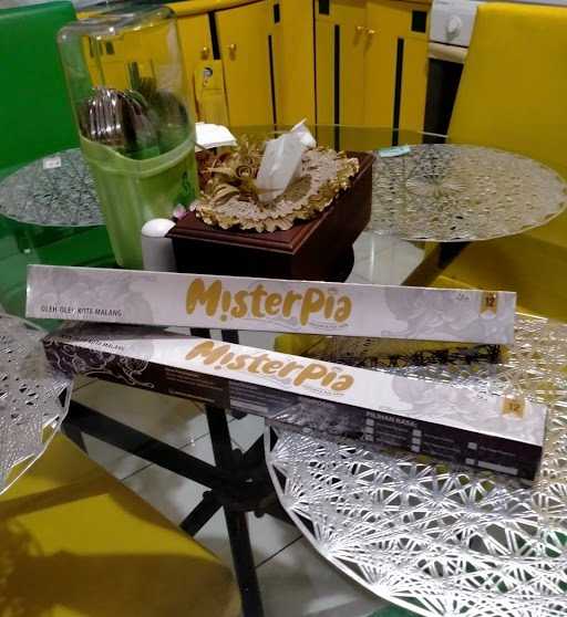 Misterpia Outlet Pusat 4