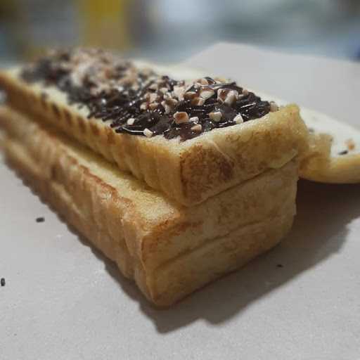 Roti Bakar Joss Tlogomas 5