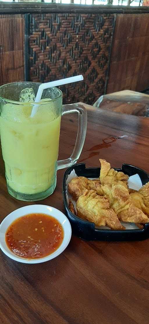 Warung Apung Rahmawati & Rahmawati Suki And Grill Malang 1