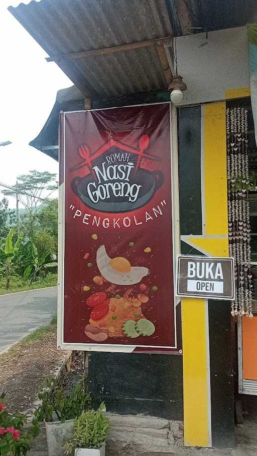 Nasi Goreng Pengkolan Banioro 2