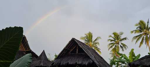 Rumah Makan Saung Panyawah Mamah Kembang 5