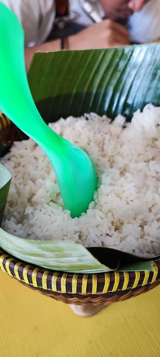 Warung Nasi Rajah Sunda Utama 3