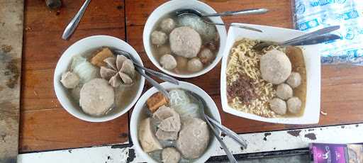 Kedai Djajanan Bakso Otista 6