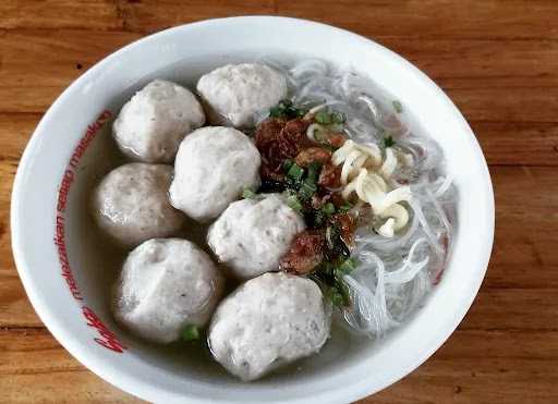 Kedai Djajanan Bakso Otista 9