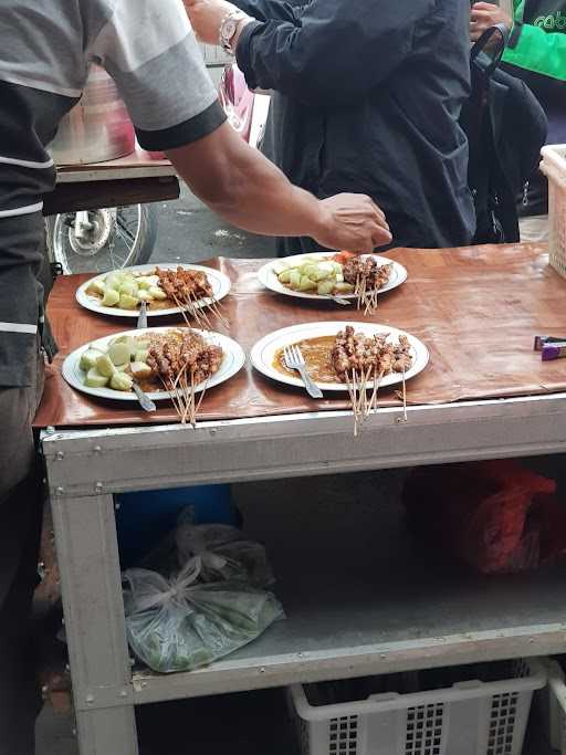 Sate Ayam H. Ishak Pasar Lama 2