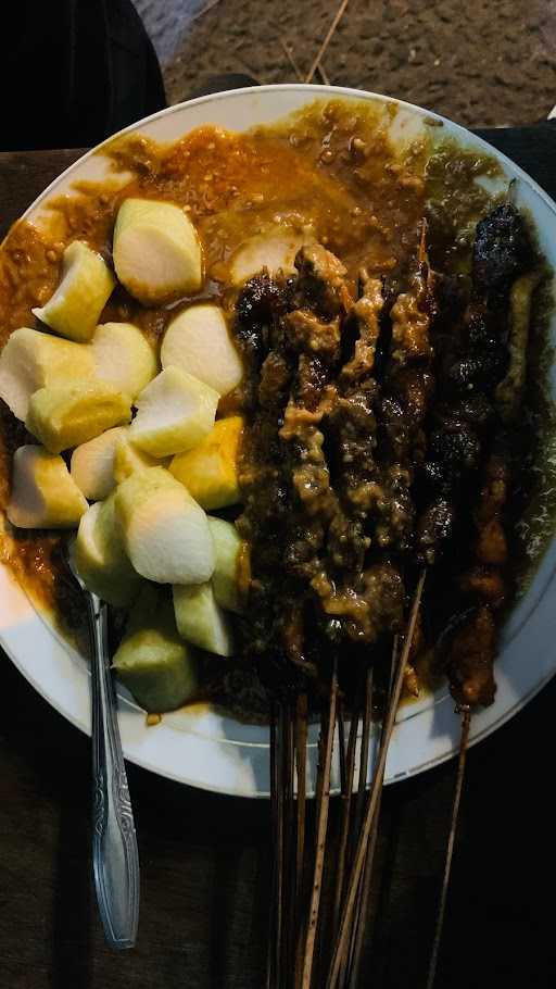 Sate Ayam H. Ishak Pasar Lama 4