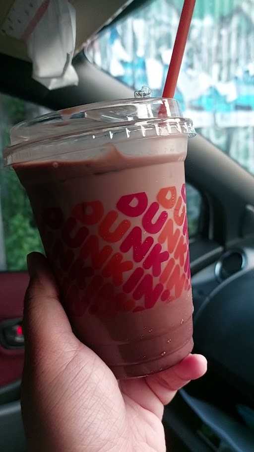 Dunkin' Donut Tuparev 9