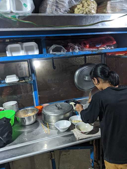 Bakmie & Bubur Bandung 8