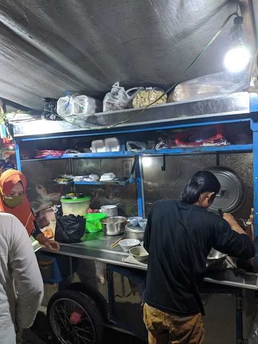 Bakmie & Bubur Bandung 9