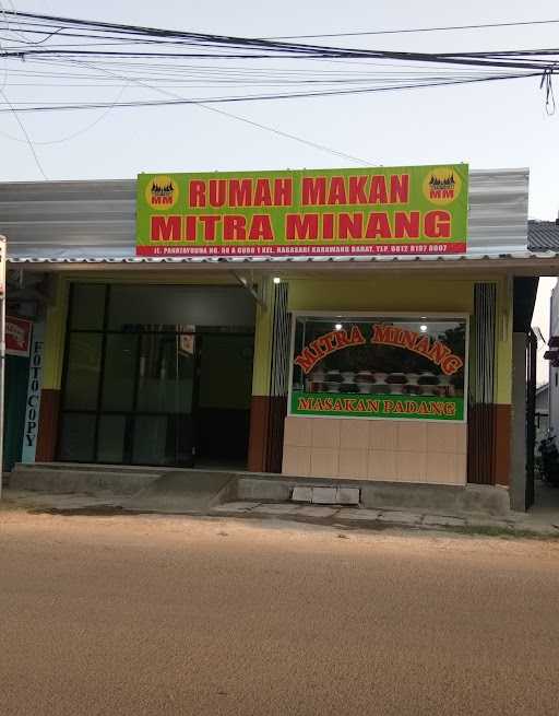 Rumah Makan Mitra Minang 3