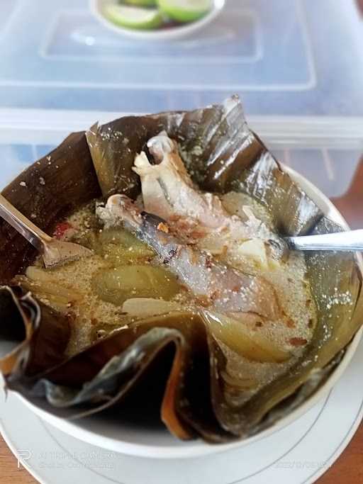 Soto Segeer Mbok Giyem Karawang 4