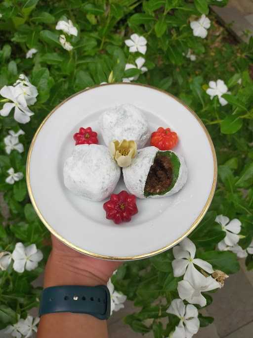 Kue Mochi & Keranjang Popoh 1