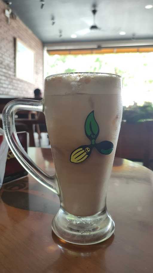 Coffee Toffee Madiun 7