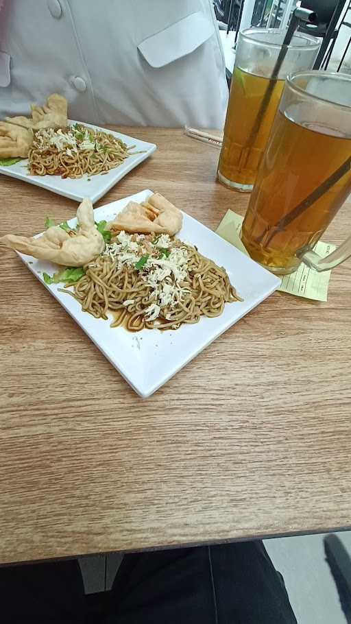 Mie Setan Bledhex 8