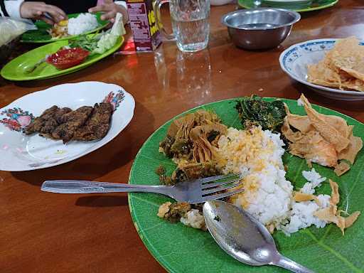 Restoran Masakan Padang 8