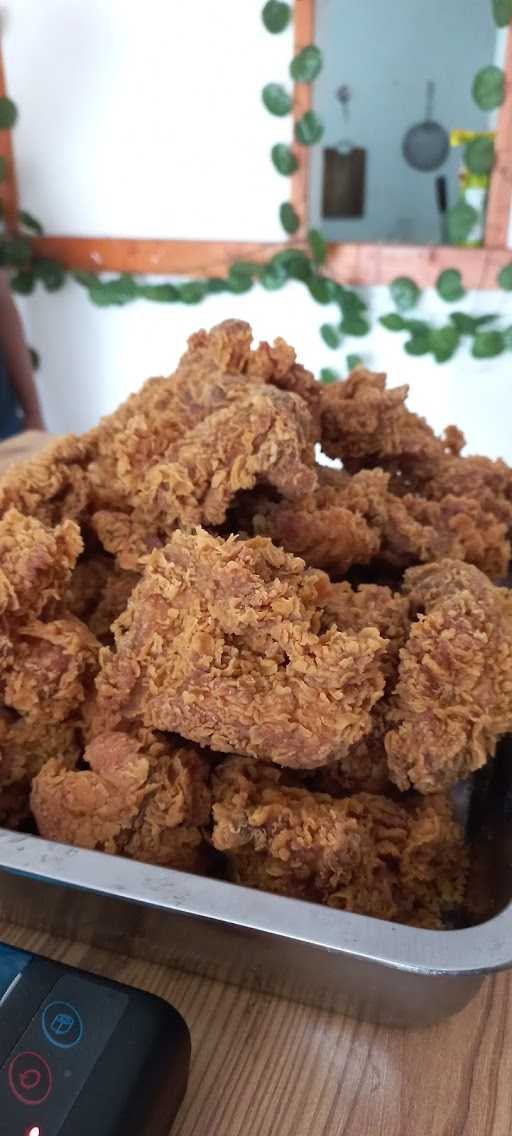 Yasaka Fried Chicken - Madiun 4