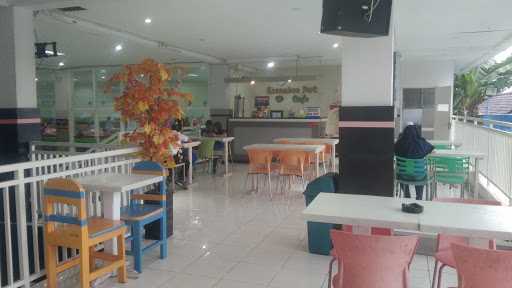 Kasembon Park Cafe 7