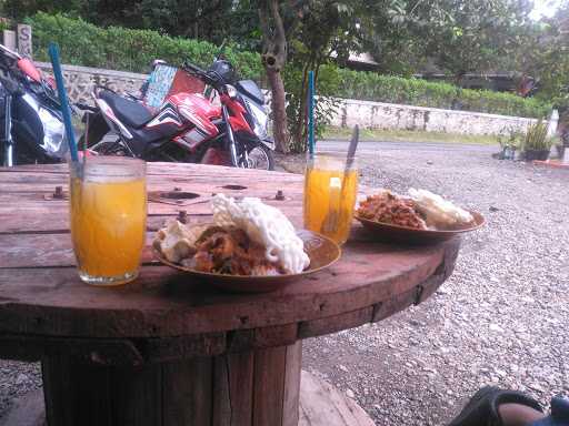 Warung Leges Bu Sayum 2