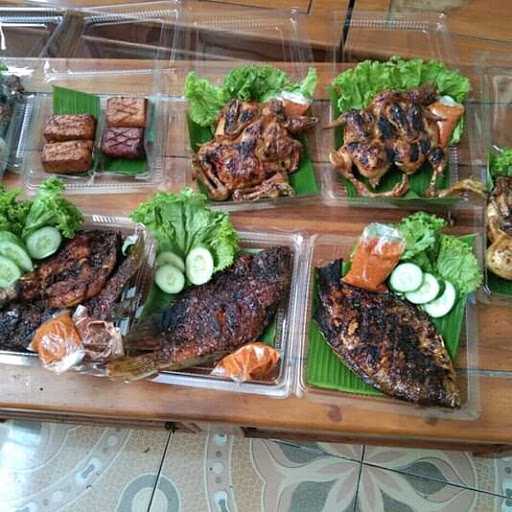 Ayam Bakar Widianingrum 6