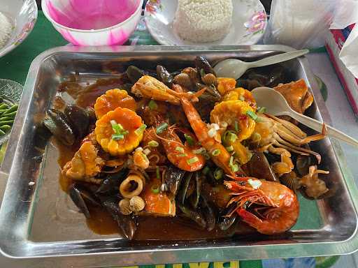 Rizky Seafood 1