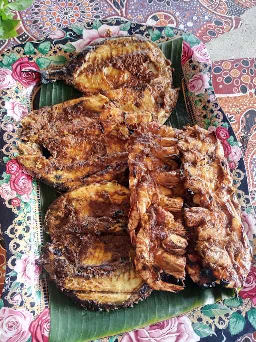 Warung Makan Ibu Titin 8