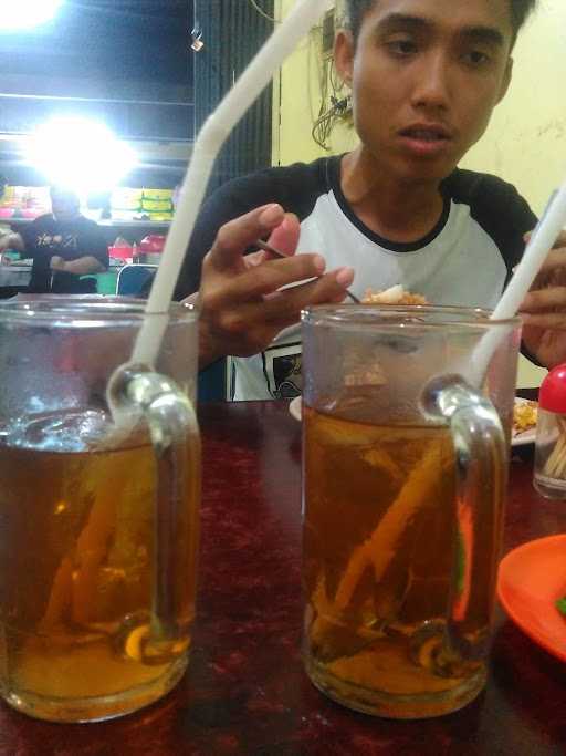 Bakmi Yeyen 10