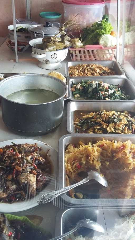 Warung Nasi Rames Gado-Gado Kembar 2