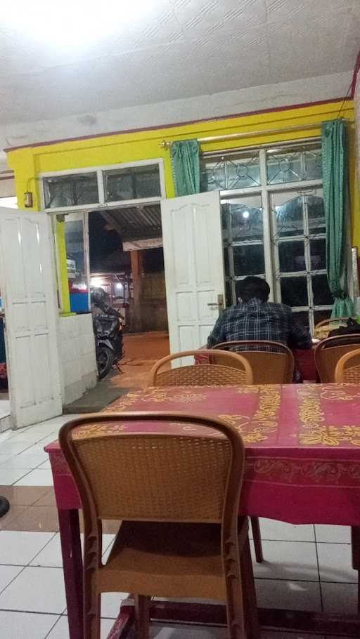 Rumah Makan Padang Arga Tanjung 2